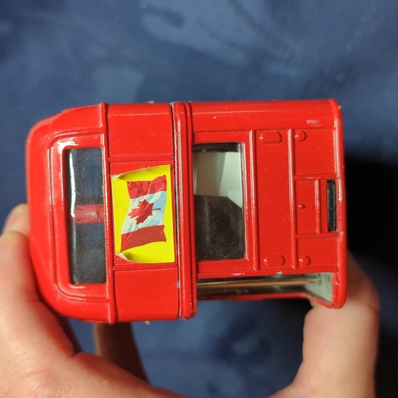 Red Double-Decker Bus Model - Picture 5 of 8